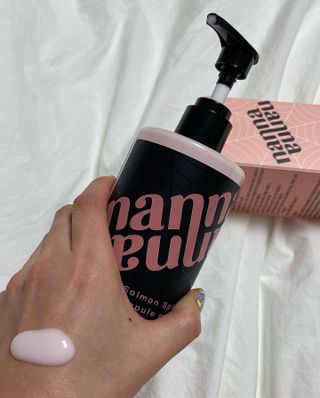 난나 살몬 스파이더 검버섯 미백 톤업 화이트닝 연어 앰플 크림 300ml 대용량 — 5점을 준 리뷰어가 2022년 11월 올린 사용 사진