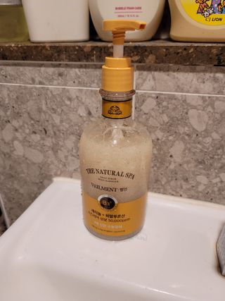 벨먼 내추럴스파 수분광채 스크럽 바디워시 600ml 5종 — 5점을 준 리뷰어가 2022년 5월 올린 사용 사진
