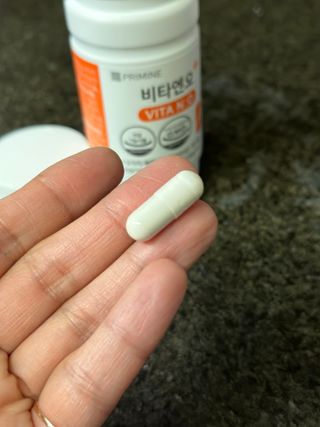 프리마인 성큼다가온 봄, 이너뷰티를 챙겨야 피부도 화사하게, 컨디션도 활기차게. 흡수율을 높인 고효율 비타민. — 5점을 준 리뷰어가 2023년 4월 올린 사용 사진