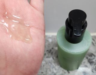 프리마인 메이크업과 들뜨는 각질까지 한방에 깐달걀로! 순하기까지한 셀베이스 그린티클렌저(200ml) — 5점을 준 리뷰어가 2023년 5월 올린 사용 사진