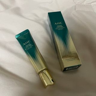 [NEW 탄력유턴 아이크림] AHC 유스 래스팅 리얼 아이크림 포 페이스 — 4점을 준 리뷰어가 2021년 3월 올린 사용 사진