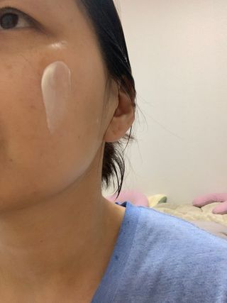 AYU25[아유트웬티파이브]다마스크로즈워터 베이스 천연 수분 촉촉 크림 — 5점을 준 리뷰어가 2021년 4월 올린 사용 사진