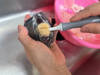 마더케이 디아 프리미엄 젖병세정제 500ml 액상형/무향 — 5점을 준 리뷰어가 2021년 12월 올린 사용 사진
