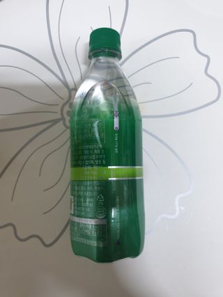 몽베스트 Montbest with Sparkling water Lime20병 — 5점을 준 리뷰어가 2021년 10월 올린 사용 사진