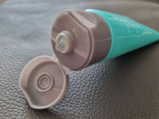 치과에서 쓰는 치약 _ 라벨제로 저불소 꼬마, 키즈, 유아, 베이비, 주니어 안전한 어린이치약 — 5점을 준 리뷰어가 2023년 1월 올린 사용 사진