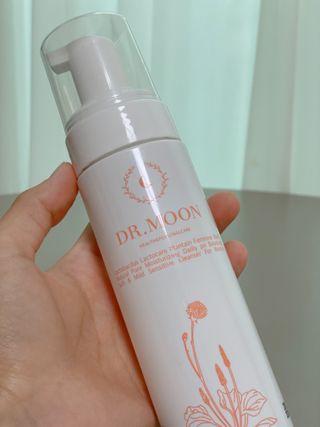 MF프리 [닥터문] 유산균 락토케어 질경초 여성청결제 200ml (폼타입) — 5점을 준 리뷰어가 2022년 9월 올린 사용 사진