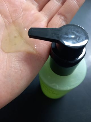프리마인 메이크업과 들뜨는 각질까지 한방에 깐달걀로! 순하기까지한 셀베이스 그린티클렌저(200ml) — 5점을 준 리뷰어가 2023년 5월 올린 사용 사진
