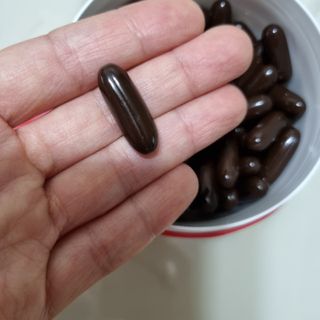 Swisse 스위스 고함량 프로폴리스 2,000mg 210정 — 5점을 준 리뷰어가 2021년 11월 올린 사용 사진