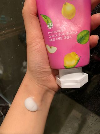 [후르디아] 과즙 뿜뿜_모과 바디워시+바디에센스 세트 — 4점을 준 리뷰어가 2021년 2월 올린 사용 사진