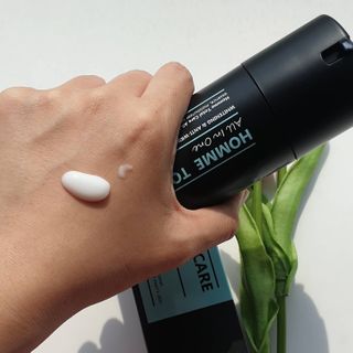 Dr.느루벗 느루벗 옴므 토탈 케어 올인원 118ml 남자 남성 스킨 로션 에센스 크림 화장품 — 4점을 준 리뷰어가 2021년 3월 올린 사용 사진