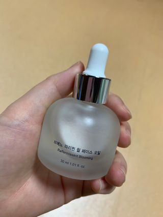 브에노 파리퀸 윌 페이스 오일 — 5점을 준 리뷰어가 2021년 6월 올린 사용 사진