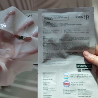 태그스킨 4스텝 주름개선 피부미백 영양 마스크팩 3개 세트(최신버전) — 5점을 준 리뷰어가 2022년 3월 올린 사용 사진
