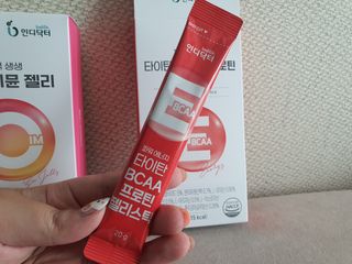 인디닥터 면역 생생 핑크 이뮨 젤리 + 타이탄 BCAA 프로틴 젤리스틱 — 5점을 준 리뷰어가 2022년 7월 올린 사용 사진