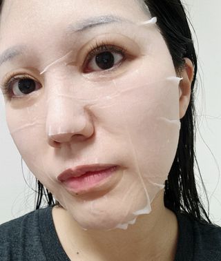 세뚜아(Cettua) [세뚜아] 모이스처 밸런싱 페이셜 마스크 Cettua Moisture Balancing Facial Mask 5매 — 5점을 준 리뷰어가 2024년 3월 올린 사용 사진