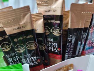 서울약사신협_투데이홍삼정플러스스틱_10g x 60포 — 5점을 준 리뷰어가 2021년 6월 올린 사용 사진