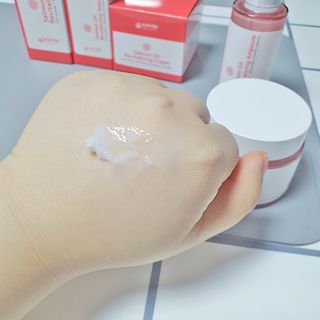 아이앤립 / EYENLIP 아이앤립 연어오일 리바이탈라이징 토너+앰플+크림 3종 세트 — 5점을 준 리뷰어가 2021년 5월 올린 사용 사진
