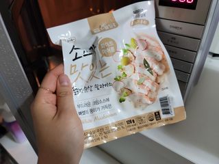 굽네몰 [굽네] 소스가 맛있는 닭가슴살 슬라이스 4종 — 5점을 준 리뷰어가 2021년 4월 올린 사용 사진