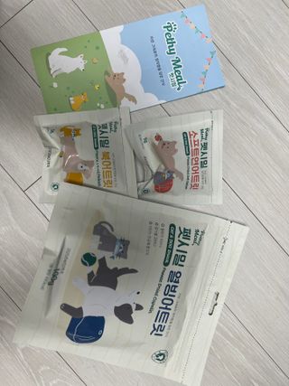 [펫시밀] 원물그대로 영양듬뿍 동결건조 왕북어트릿300g,왕치킨트릿400g,열빙어트릿300g 대용량 간식 — 5점을 준 리뷰어가 2023년 5월 올린 사용 사진