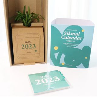 [메이크정글] 식물과 달력이 하나로, 2023년 식물캘린더 No.1 — 5점을 준 리뷰어가 2022년 10월 올린 사용 사진