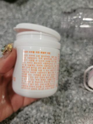 바이오오일 [바이오-오일] 드라이 스킨 젤 100ml — 5점을 준 리뷰어가 2021년 11월 올린 사용 사진