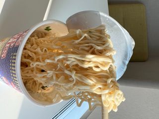 NISSIN 닛신 컵누들  4종 - 씨푸드오리지날, 씨푸드 스파이시, 씨푸드 커리, 씨푸드 XO소스 — 5점을 준 리뷰어가 2023년 1월 올린 사용 사진