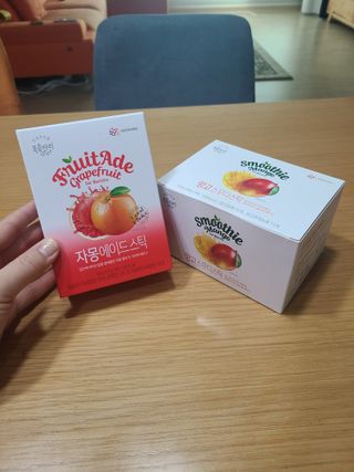 [복음자리] 바리스타 패키지 2종 랜덤발송 (딸기스무디 스틱+샤인머스캣에이드 or 망고스무디+자몽에이드) — 4점을 준 리뷰어가 2022년 7월 올린 사용 사진