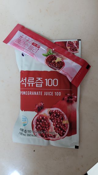 헬스업_쁘띠쁘띠석류콜라겐젤리_20g x 14포 — 5점을 준 리뷰어가 2021년 1월 올린 사용 사진