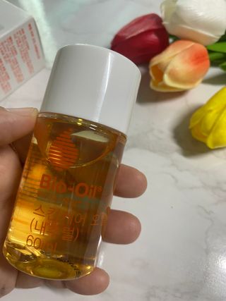 바이오오일 [바이오-오일] 스킨케어 오일 내추럴 60ml — 4.5점을 준 리뷰어가 2021년 5월 올린 사용 사진