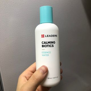 리더스코스메틱 리더스 카밍 바이오틱스 에센스 워터 — 5점을 준 리뷰어가 2021년 8월 올린 사용 사진