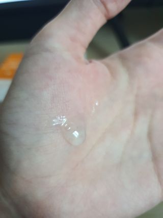 체르엠 스템앤셀 비타민 브라이트닝 에센스 30ml 1개 — 5점을 준 리뷰어가 2021년 10월 올린 사용 사진