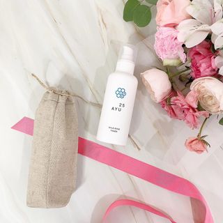 AYU25[아유트웬티파이브] 피부건강에 꼭 필요한 pH 약산성 와일드 로즈토너 — 5점을 준 리뷰어가 2021년 4월 올린 사용 사진