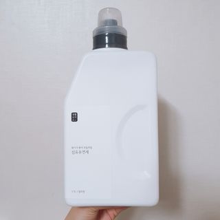 [생활공작소] 섬유유연제 + 세탁세제 1.5L 릴리향 — 5점을 준 리뷰어가 2021년 2월 올린 사용 사진
