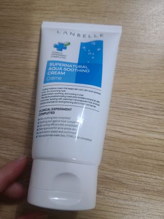 랑벨 수퍼내츄럴 아쿠아 수딩 크림 100ml — 5점을 준 리뷰어가 2022년 4월 올린 사용 사진
