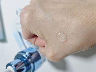나우 [리브엠] 화해 1등 수분앰플 , 엑소코어 워터풀 텐션 앰플 — 5점을 준 리뷰어가 2023년 6월 올린 사용 사진