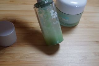 김정문알로에 큐어 큐어 알로에 리프레쉬 젤리 세럼, 큐어 알로에 하이드로 젤리 크림 — 5점을 준 리뷰어가 2021년 2월 올린 사용 사진