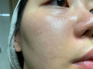 스킨큐어 산다화 비타민c 화이트닝 에센스 30ml — 5점을 준 리뷰어가 2023년 8월 올린 사용 사진