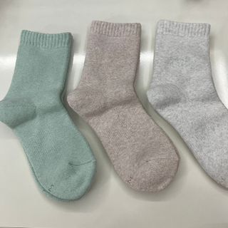 [사이즈가 있는 양말 필로이]여자 순면 통파일 꿀잠 수면 양말【 S, M, L 】3가지 사이즈_컬러 랜덤 3족 — 5점을 준 리뷰어가 2022년 10월 올린 사용 사진