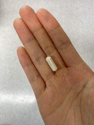 [지셀라] 프로바이오틱스 100억 유산균 보장 (1개월분 / 350mg X 30캡슐) — 5점을 준 리뷰어가 2023년 5월 올린 사용 사진