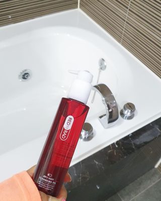 레드투래드 안티더스트 클렌징 오일 150ml — 5점을 준 리뷰어가 2021년 6월 올린 사용 사진