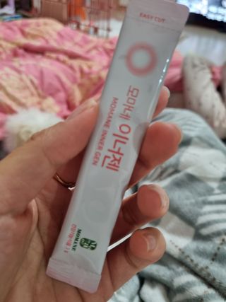 [모마네] 이너뷰티 히알루론산 비오틴 코큐텐 저분자피쉬콜라겐 - 3 g 30포 ★석류맛 — 5점을 준 리뷰어가 2021년 12월 올린 사용 사진