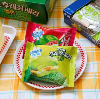 2024 오리온 여름한정판 초코파이 수박 / 후레쉬베리 멜론 / 멜론송이 — 5점을 준 리뷰어가 2024년 8월 올린 사용 사진
