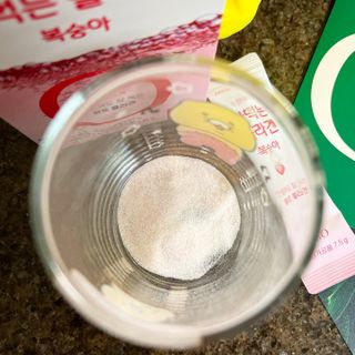 [음료수 대신 가능!]  빠르게 흡수되는 아임오 타먹는 콜라겐 1박스 — 5점을 준 리뷰어가 2023년 4월 올린 사용 사진