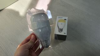 헤이홈 LED전구 화이트 스마트 전구 wifi 연결 스마트폰 연동 음성제어 원격제어 — 5점을 준 리뷰어가 2021년 5월 올린 사용 사진