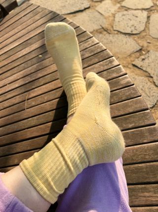 [사이즈가 있는 양말 필로이] 여자 트레킹 양말 3족 세트【 S, M, L 】3가지 사이즈_컬러 별로 1족씩 — 5점을 준 리뷰어가 2022년 10월 올린 사용 사진