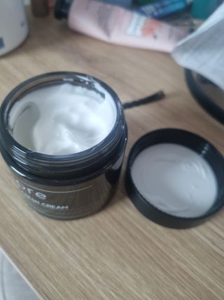 비프리코스메틱 뉴 프레쉬 크림 80ml — 5점을 준 리뷰어가 2023년 2월 올린 사용 사진