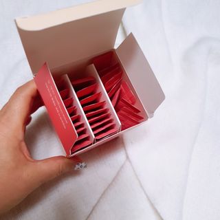 아임오 Y와이 밸런스 프로바이오틱스 30포 — 5점을 준 리뷰어가 2021년 8월 올린 사용 사진