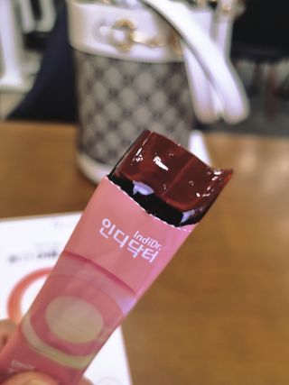 인디닥터 면역 생생 핑크 이뮨 젤리 + 타이탄 BCAA 프로틴 젤리스틱 — 5점을 준 리뷰어가 2022년 5월 올린 사용 사진