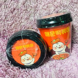유비쿡 컵떡볶이 매운컵떡볶이2개/ 짜장컵떡볶이 2개  총 4개세트 — 5점을 준 리뷰어가 2021년 2월 올린 사용 사진