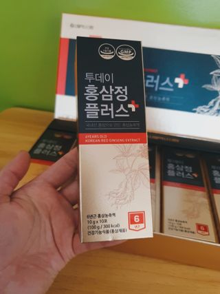 서울약사신협_투데이홍삼정플러스스틱_10g x 60포 — 5점을 준 리뷰어가 2021년 6월 올린 사용 사진