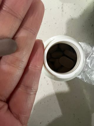닥터피엔티 [Dr.PNT] 하루 2알로 건강한 다이어트! 한겨울에도 체지방만 쏙~ 슬림핏 다이어트 — 5점을 준 리뷰어가 2023년 2월 올린 사용 사진